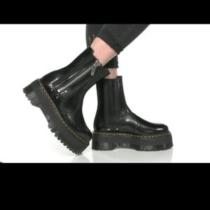 Dr. Martens Black Platform Ankle Boots sz 6
